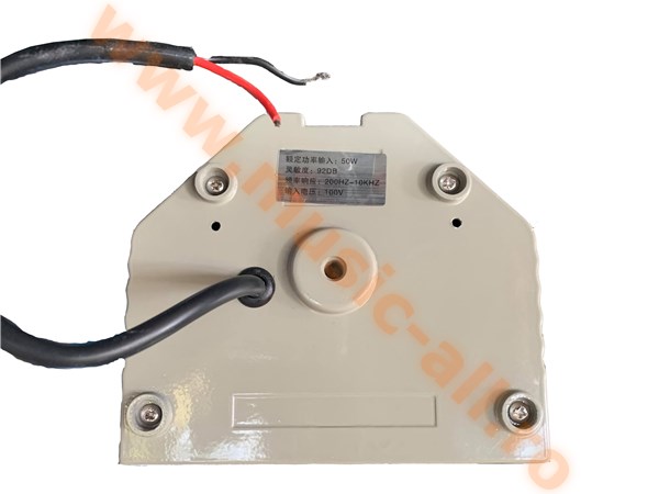 DS-40  Coloana Tads exterior