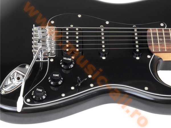 Rocktile Pro ST60-BK Electric Guitar All Black