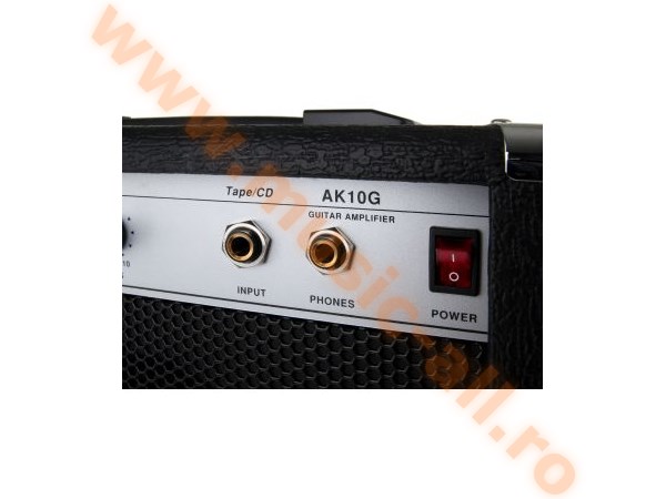 Soundking AK10-G Guitar Combo - including Distortion