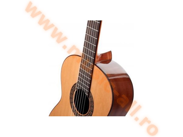 Antonio Calida GC202G 4/4 classical guitar