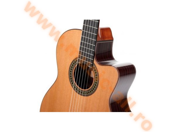 Antonio Calida GC224G CE 4/4 Classical Guitar