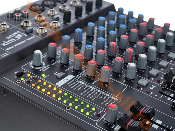 the t.mix xmix 1002 FX USB